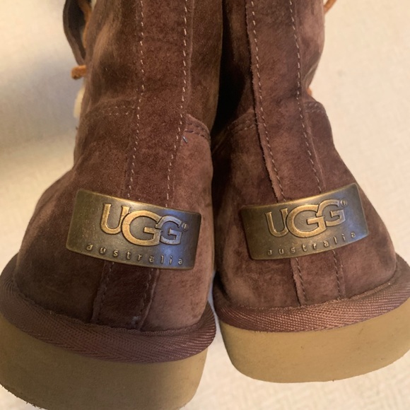 UGG Upside boot *authentic* - Picture 5 of 9